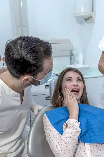 Best Broken Tooth Emergency  in Cloverleaf, TX